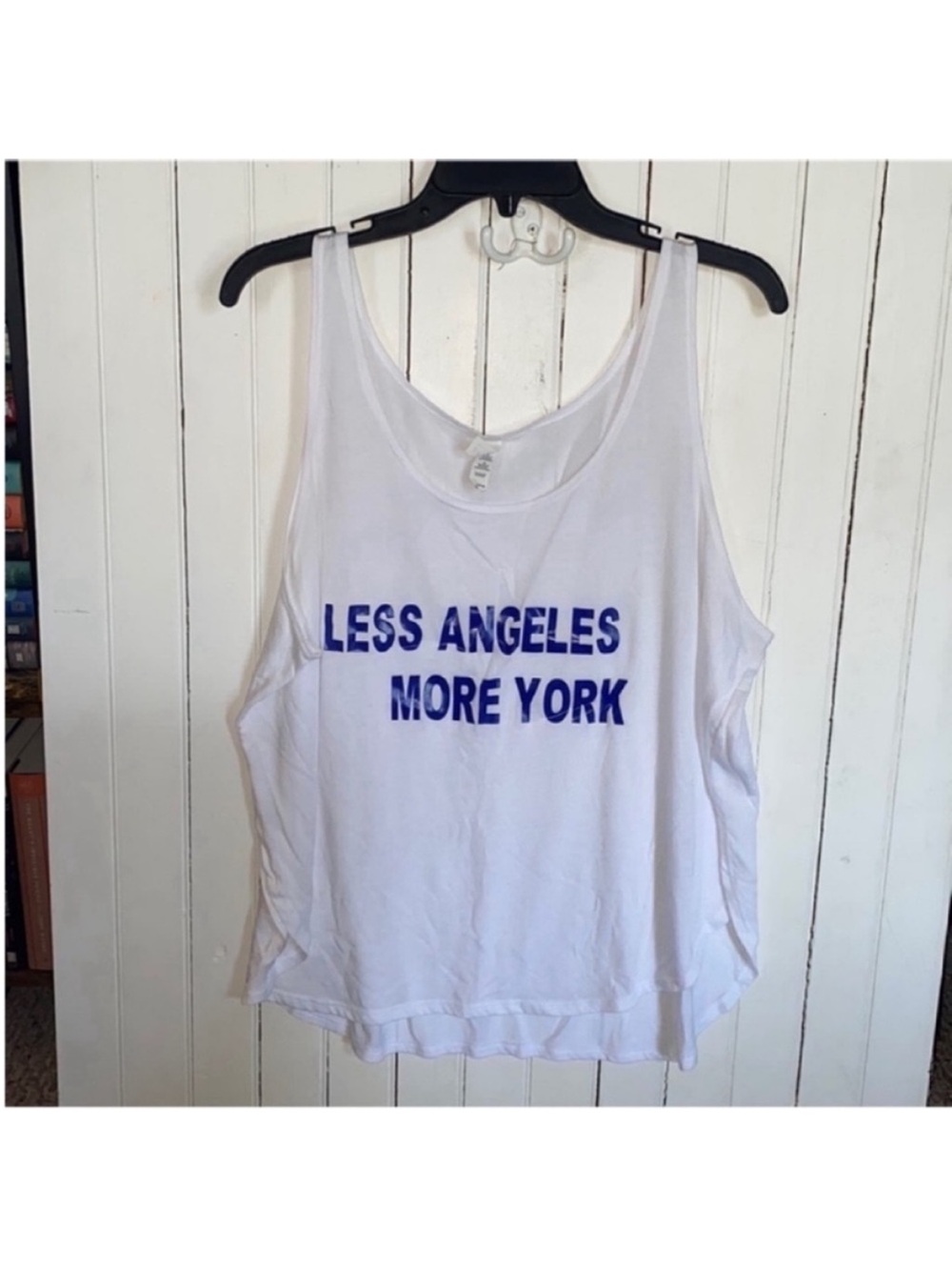 LESS ANGELES MORE YORK White Graphic Tank Top Size XL